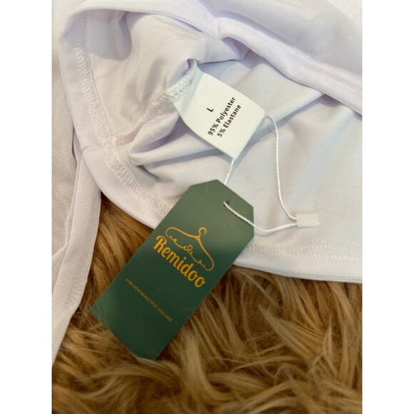 **BOGO** Off shoulder sheer sleeved crop top - Picture 3 of 3